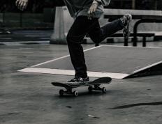 开云平台-欧联杯战术博弈，AC米兰客场决胜局带走雷恩，巴尔韦德表现堪称教科书