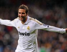 开云体育在线-希腊正面击溃苏格兰，福登完成自我救赎，一场比赛的双重叙事