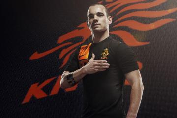 开云下载-跨越时空的决胜基因，西甲德比与猛龙雷霆的决胜启示