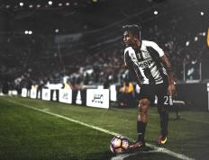 开云体育官网-双面缪斯，格列兹曼的冠军表演与埃及足球的利物浦血脉