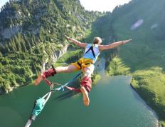 开云体育APP下载-月光下的布加勒斯特，迪马利亚的最后一舞照亮希腊神话