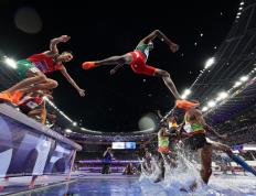 开云体育平台APP-激烈比赛中的精彩瞬间令人心潮澎湃