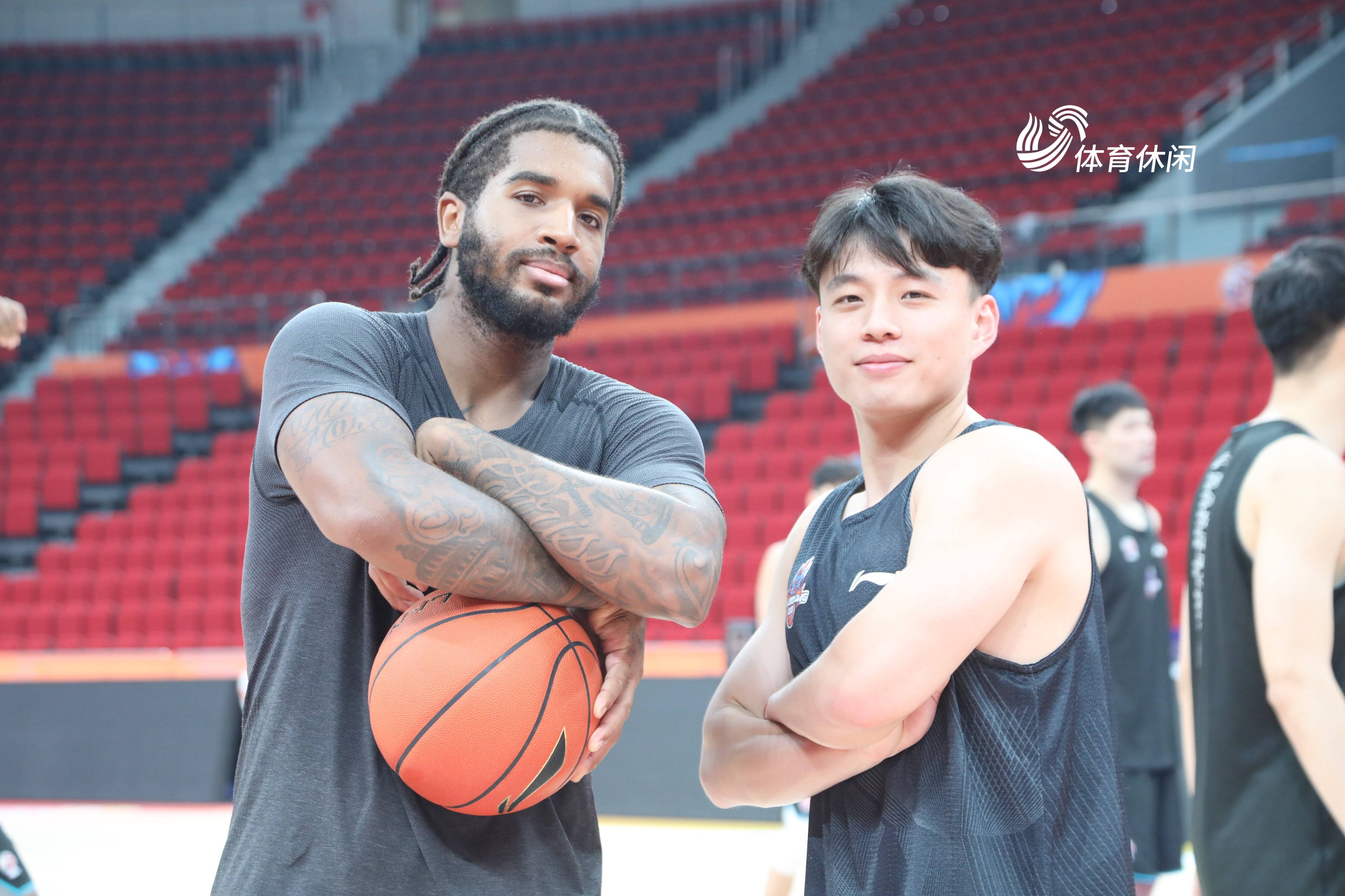 开云官网-NBA球队迎来新赛季挑战，备战全力