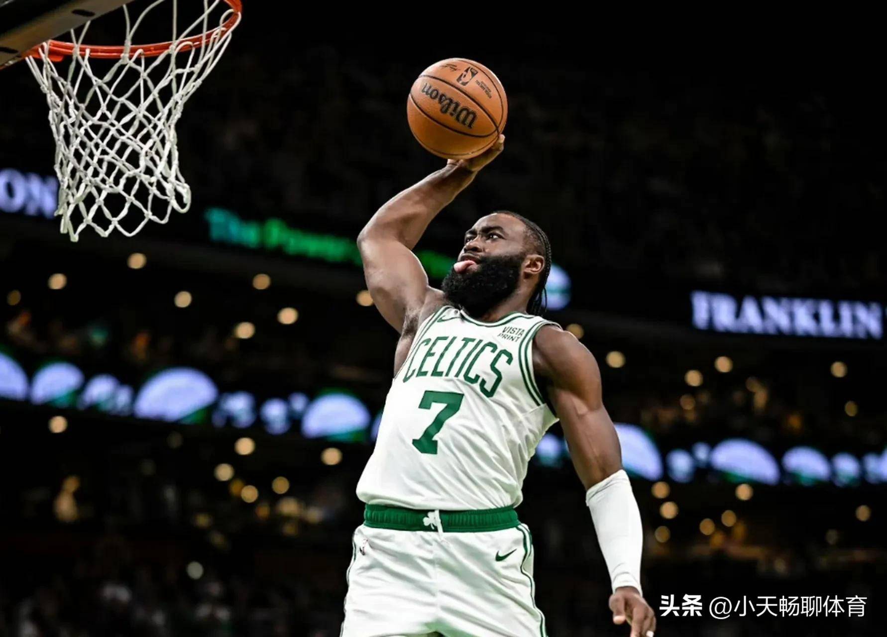 开云官网-卫冕冠军克星现身，球队遭遇挑战