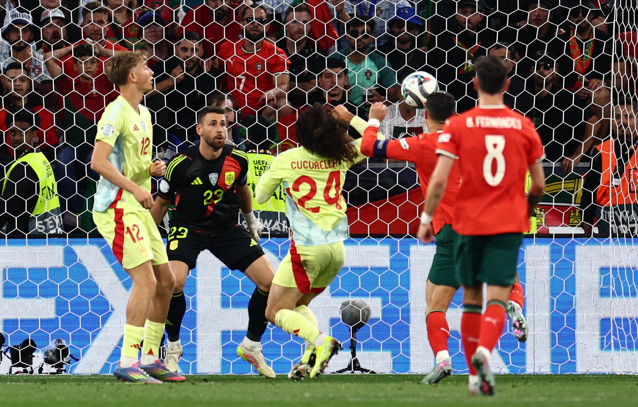 开云官方app入口-荷兰队在比赛中战胜葡萄牙,取得了胜利