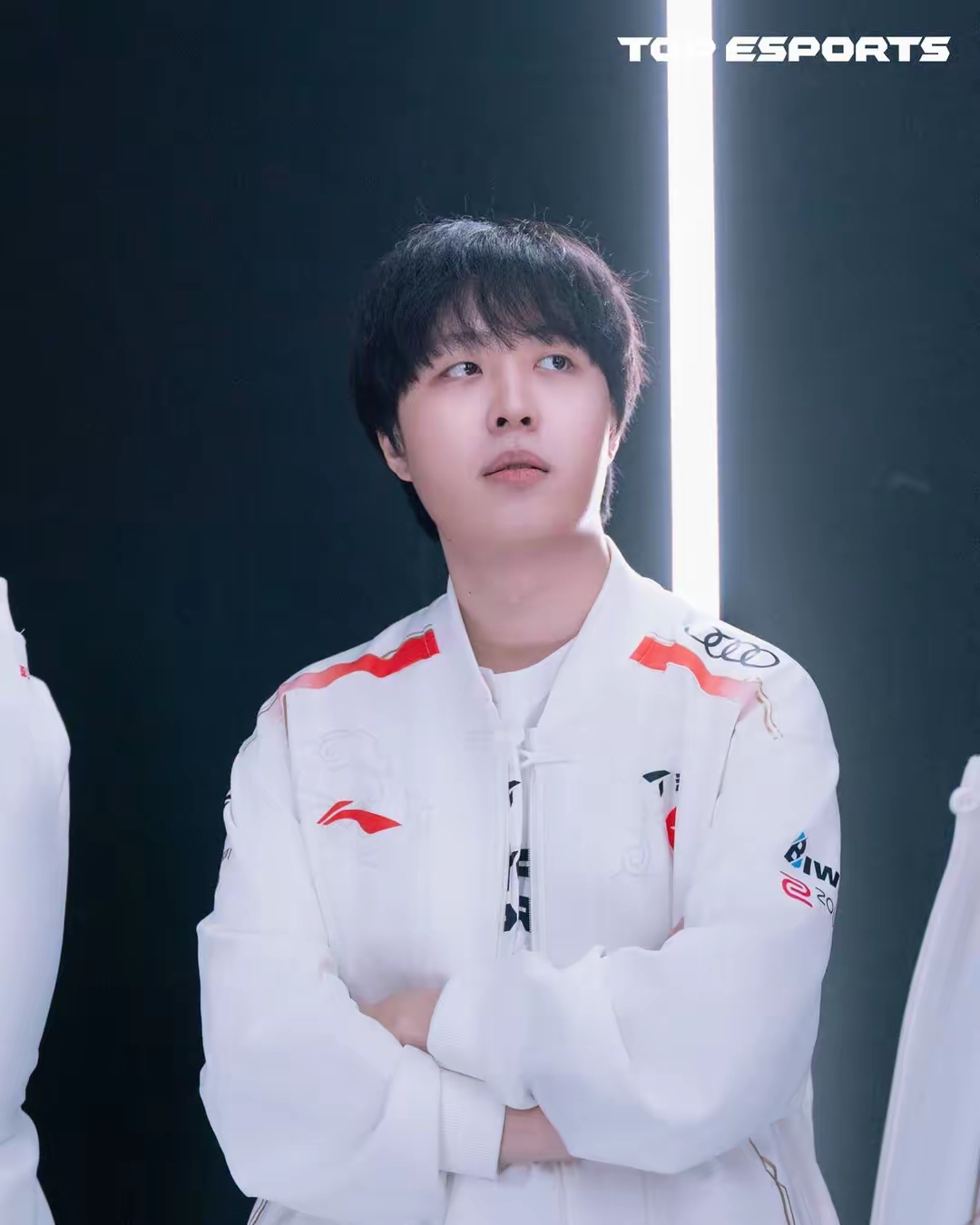 开云体育平台APP-包含TES鏖战LGD,Kanavi单局斩获MVP宿敌对决入围赛,引爆全场热议的词条