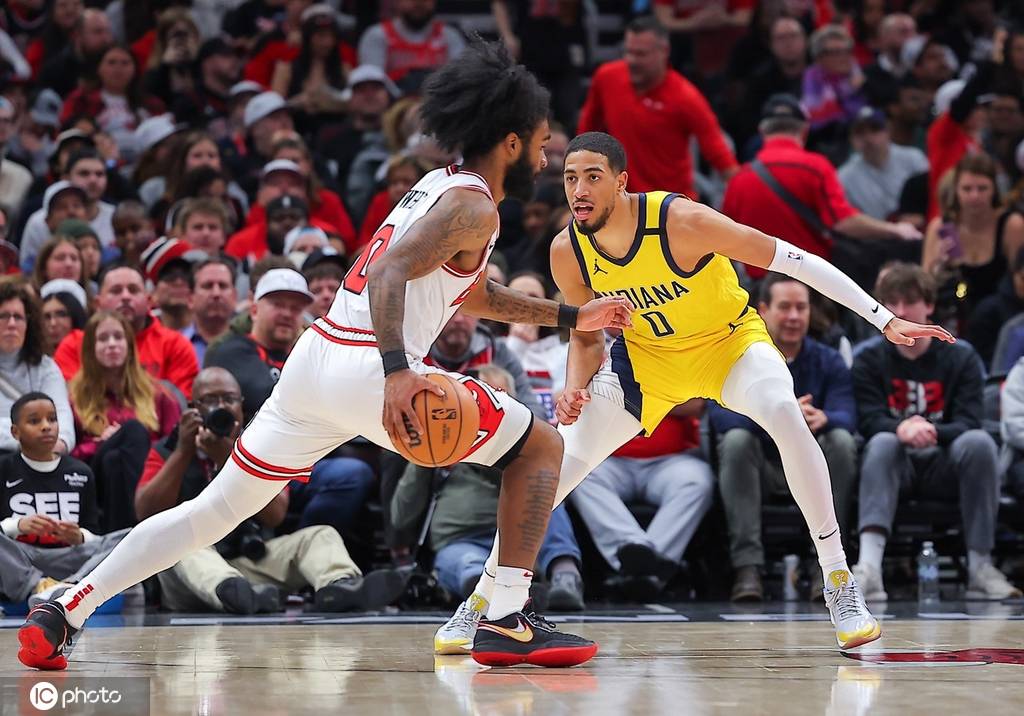 开云体育-包含步行者客场战胜篮网,西蒙斯双20+表现的词条