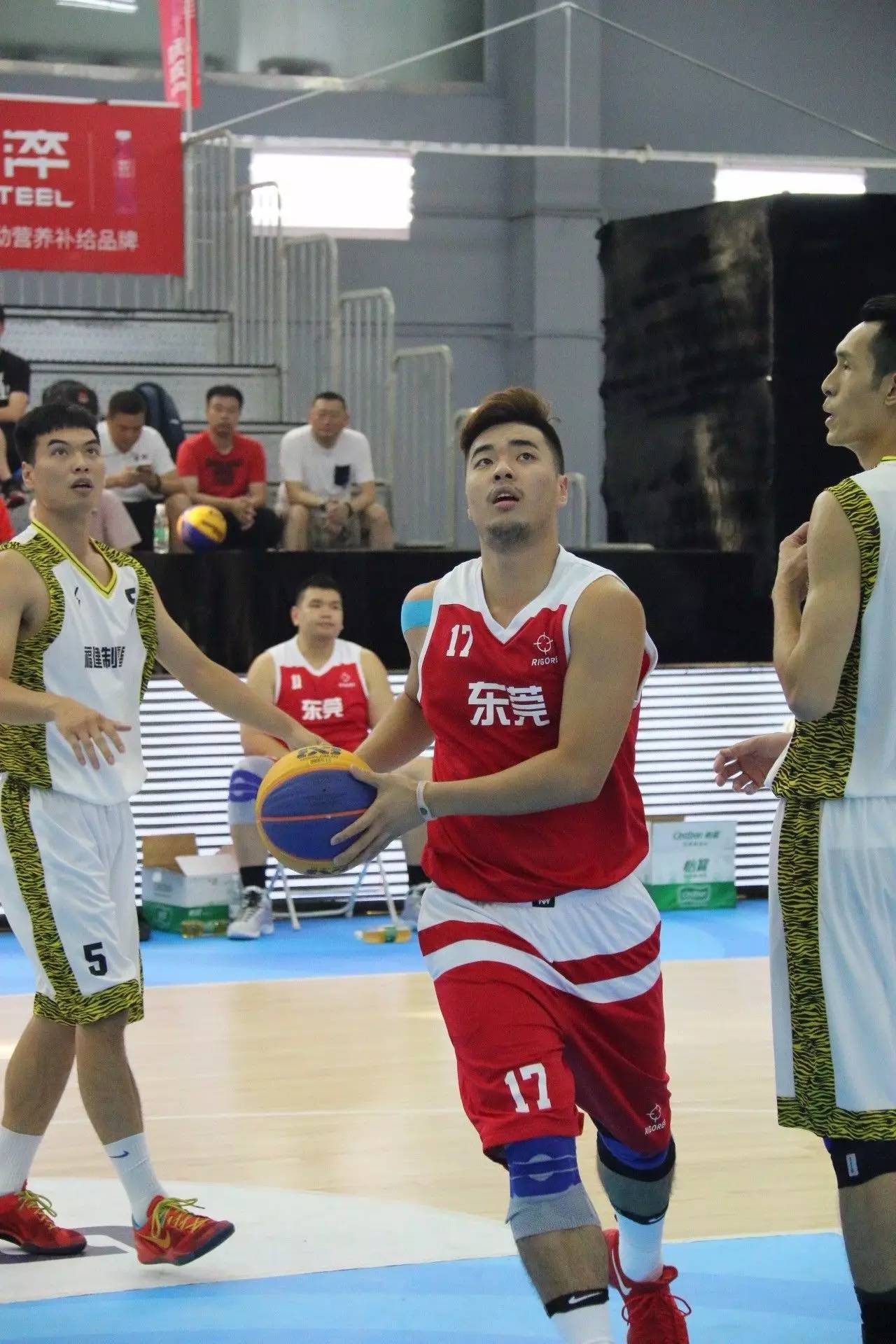 开云APP-关于PSG横扫G2，Lehends极限生还后反打强强对话成都决赛之夜，强势挺进下一轮的信息