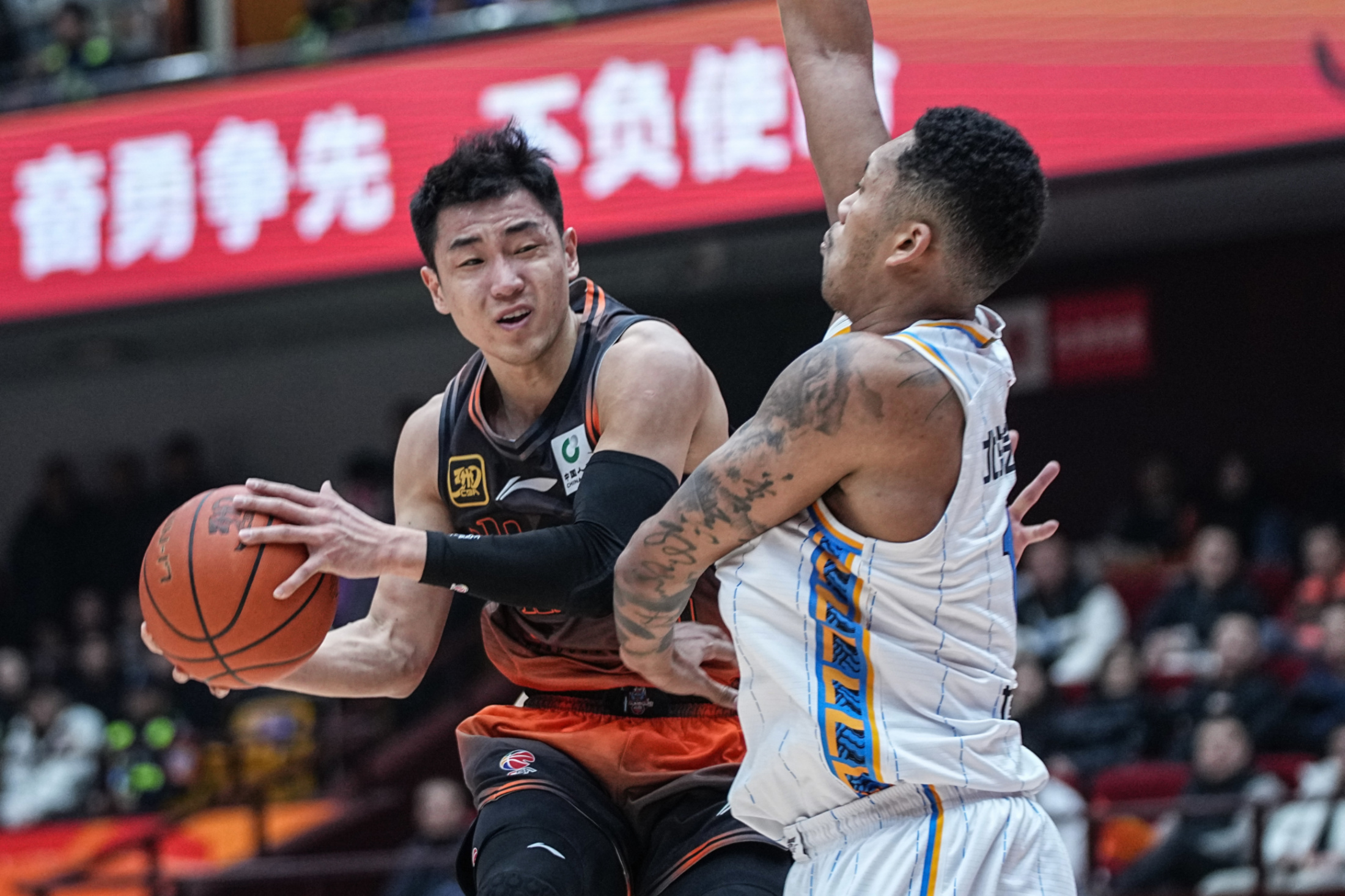 开云体育-山东男篮逆转辽宁队，豪取两连胜