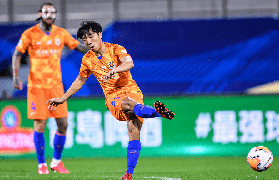 开云体育入口-狂热球迷支持下美因茨联赛摆脱保级魔咒