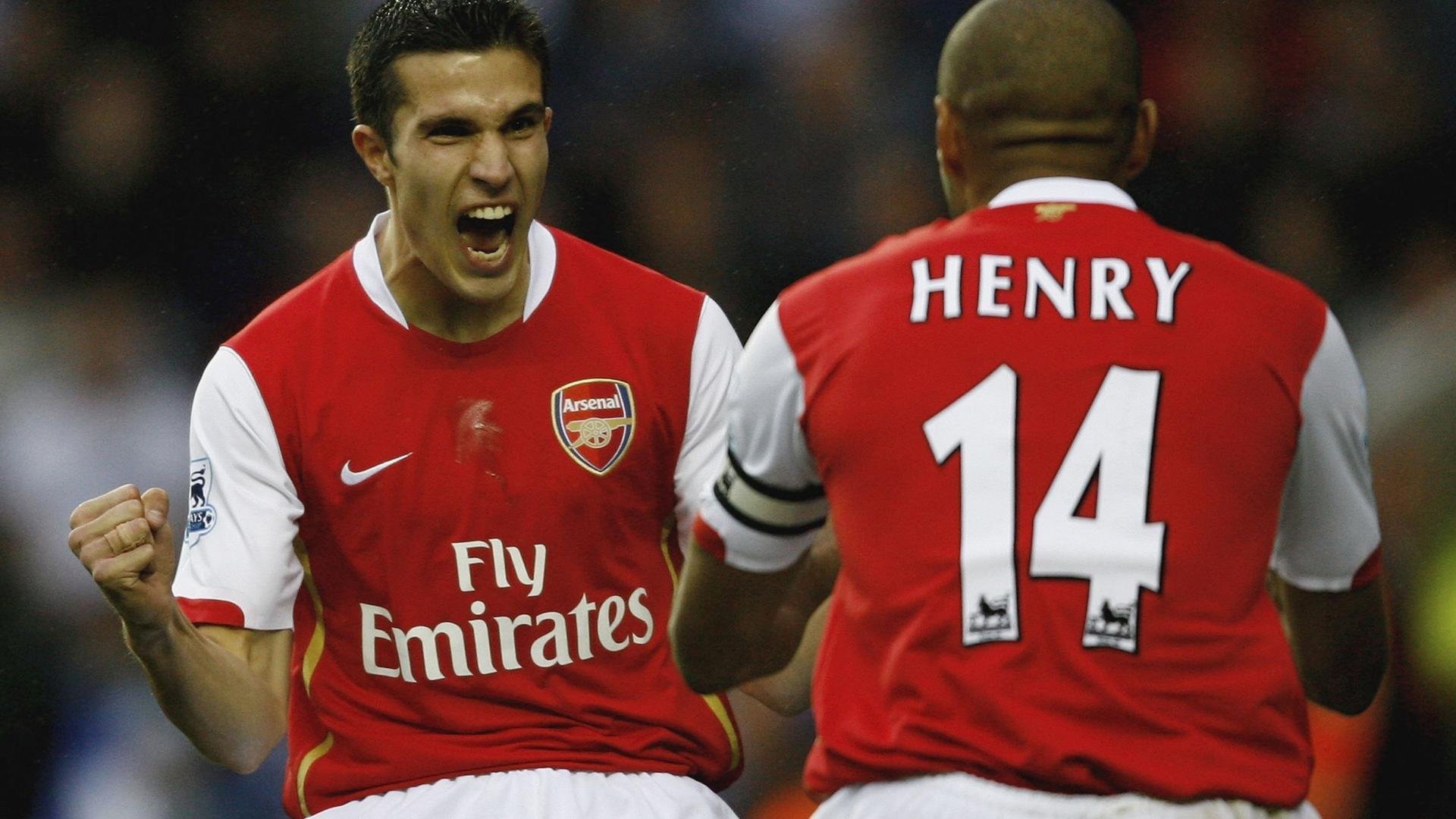 开云体育APP下载-幻蓝极光,当巴林夜幕为一位局外人绽放