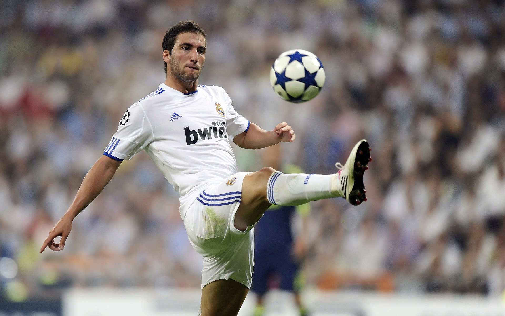 开云体育登录-唯一性重生，卡塞米罗一锤定音，尤文演绎史诗级翻盘