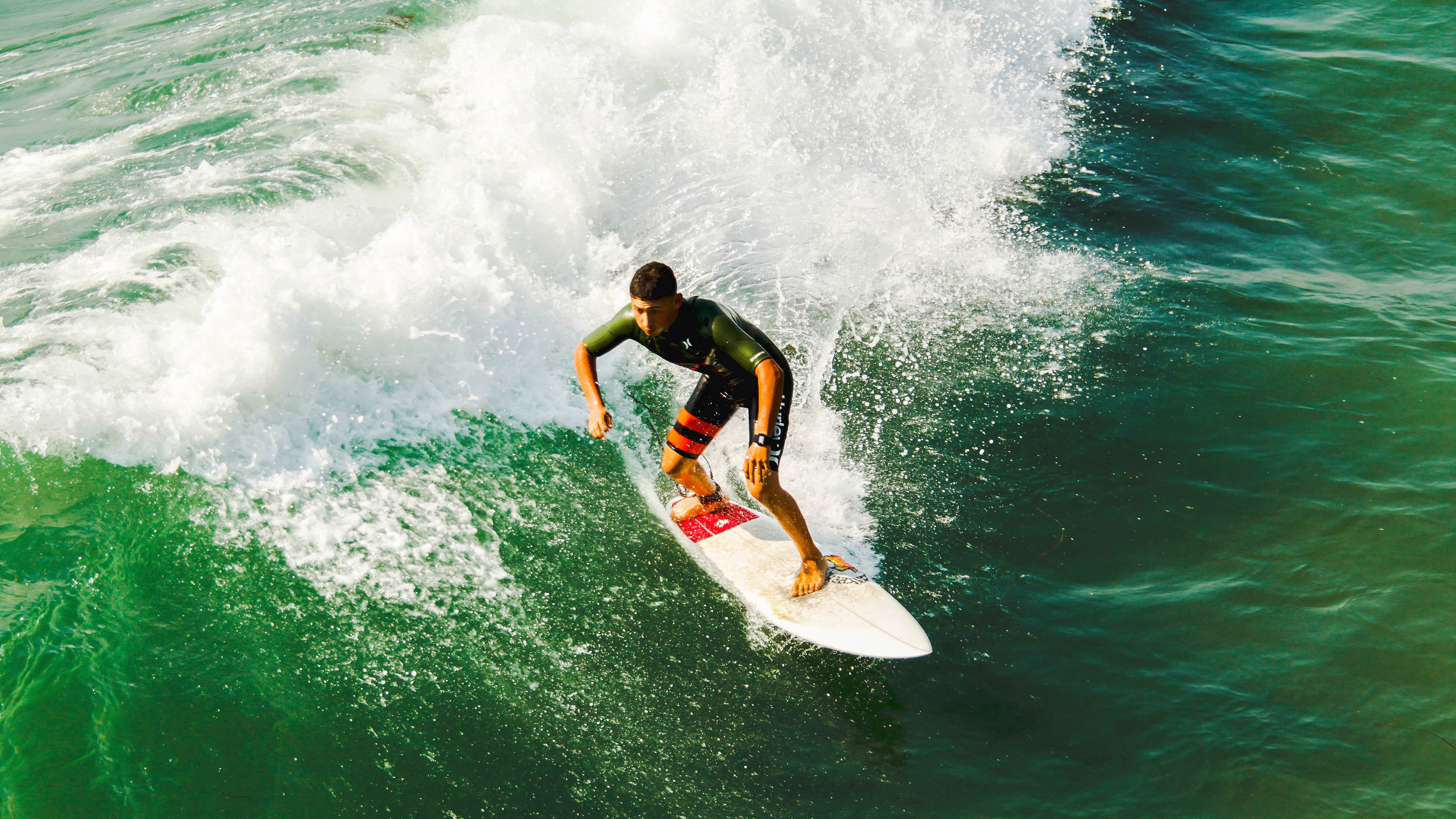 开云APP-这个足球之夜,你在庆祝哪一场胜利?