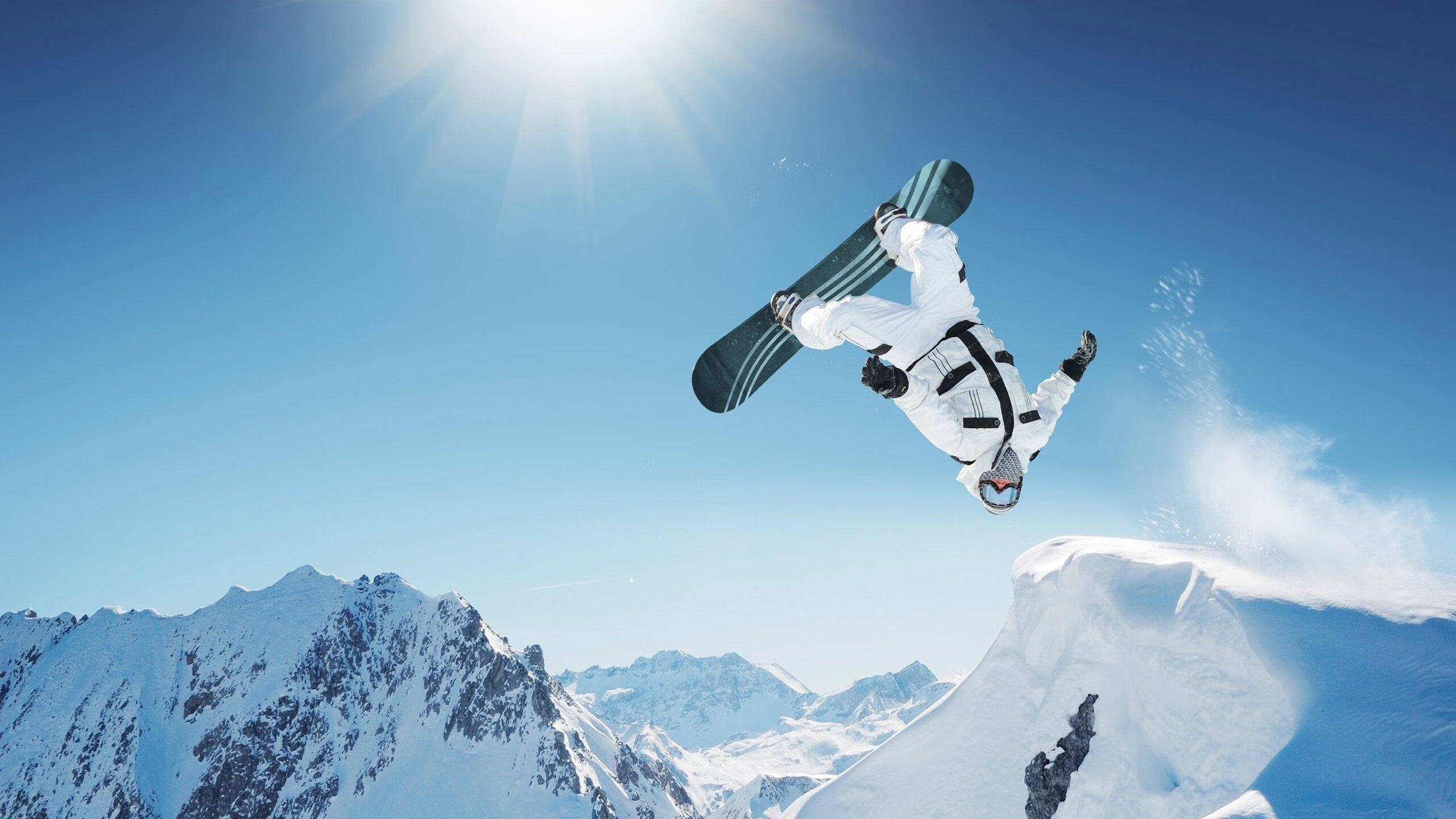 开云体育官方网站-改写网球史！鲁德澳网式绝杀温网，带队颠覆百年传统